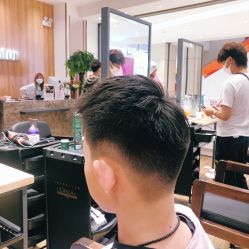 -Mentor Hair Salon