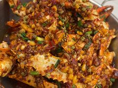 -凤凰路何眼镜香辣蟹(花果园店)