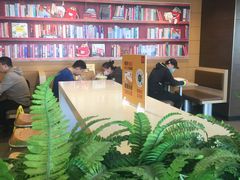 -麦当劳(展览路店)