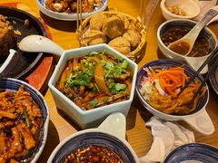 -包整·丝娃娃(一览甲秀楼风景店)