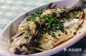 Scallion Oil White Carp