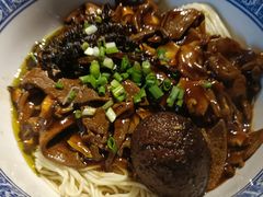 -沪西老弄堂面馆(定西路店)