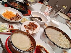 -梅利汴京烤鸭•开封豫菜地标店(东司门店)
