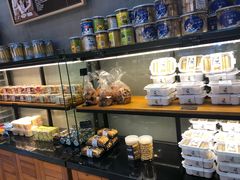 面包甜点陈列柜-依茉朵(锦秋新天地店)