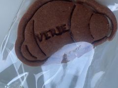 -VERIE BAKEHOUSE