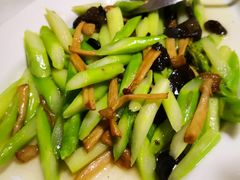 -红山红餐厅(宏源大厦店)