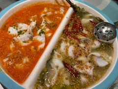 -姚姚酸菜鱼·金戈戈香港豉油鸡(喜荟城联名店)