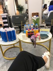 -V8潮牌·接发烫染连锁