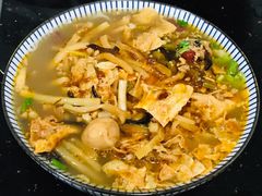 -粉家柳州螺蛳粉(杨宅路店)