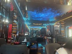-屋有岛沉浸游戏旗舰店(中山公园店)