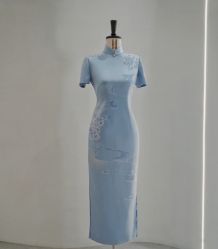 -租旗袍租礼服馆