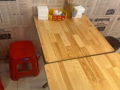 -柳州肥姨妈大骨螺蛳粉(东靖路店)