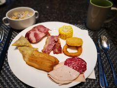 -上海齐鲁万怡大酒店·辣椒屋咖啡厅