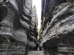 -梭布垭石林景区