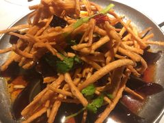 -巴厘龙虾·榜首油焖大虾(音乐学院·沿江酒馆店)