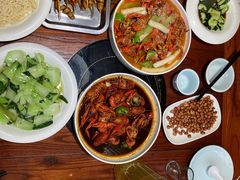 -茸梅路右拐龙虾-农家菜(松江店)