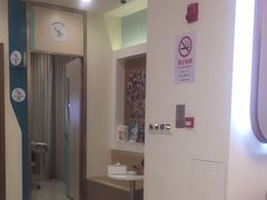 -维乐口腔(美维云门诊陆家嘴店)