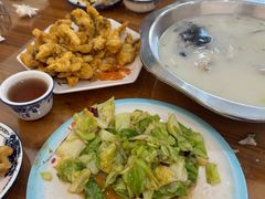 -美顺香食府鱼头老店(雪野湖店)