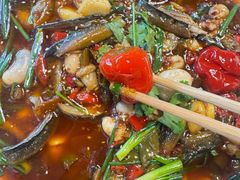 -牟记江湖重庆地标特色菜鱼蛋海鲜羊蝎子(巴南区黑金冠十多年好店)