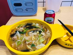 经典骨汤时蔬苕粉-无名缘米粉(步行街店)