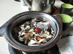 舞茸锅底-一叶一世界•素食餐厅(环球中心店)