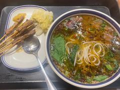 -云阿蛮云南生烫牛肉米线(奉贤路店)