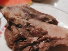 -三人行骨头王火锅(长寿店)