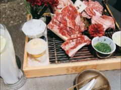 -铭牛烧肉·和牛海鲜自助(高新月牙湖店)