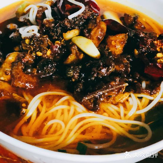 越洋肖氏老米线(杨家坪店)