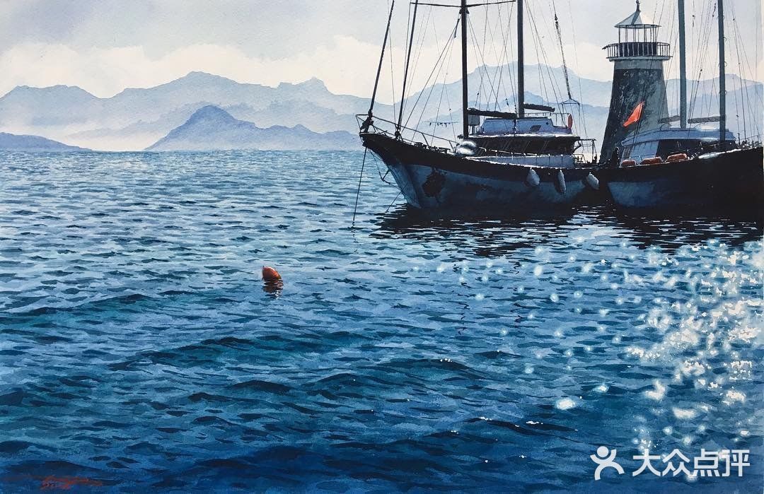 波光粼粼，令人着迷的水面波纹