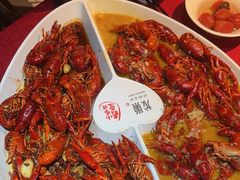 -龙巢盱眙龙虾·牛蛙·烧烤宵夜(八卦岭店)
