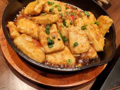 蒜香火腿包浆豆腐-云海肴云南菜(浦江欢乐颂店)