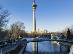 -中央广播电视塔