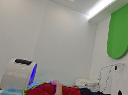 -苗医生0感科技祛痘