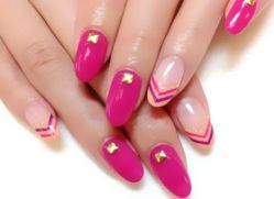 玫红铆钉，小张美甲师-娃娃美甲wawa nail salon