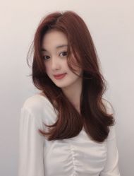 -变画·发型STUDIO
