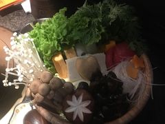 -湊湊火锅·茶憩(新中关购物中心店)