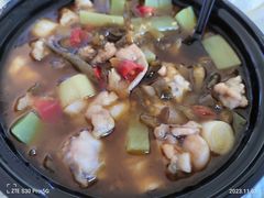 -酸婆娘江湖川菜(紫竹路店)