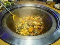 -山河屯铁锅炖(哈西站店)