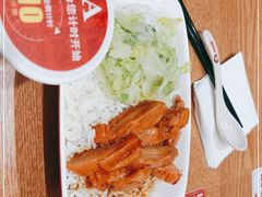-南城香·饭香串香馄饨香(青年路店)