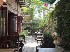 -古董花园(思南路42弄小区店)