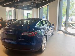 -TESLA 特斯拉(上海太古汇体验店)