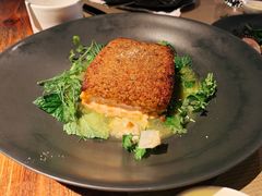 牛肝菌裹三文鱼-Carbon莫卡哆·意大利复古集市餐厅(杭州大厦店)