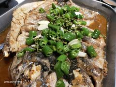 -三江源活鱼现烤(维多利摩尔城店)