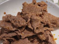 -嘎琉鲜切牛肉自助火锅