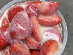 -十二中草莓冰·红豆沙冰屋(十二中店)