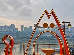 -全季酒店(重庆上清寺牛角沱地铁站店)