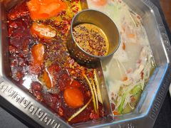 -佬土鹅肠火锅(扬中步行街店)