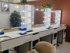 -HIMO海马体照相馆(上海华润CP静安店)