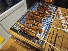 -烤满分·东北烧烤(首经贸店)